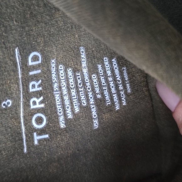 Torrid Olive Green Tie Dye FoldOver Cropped mineral wash Leggings 3x - Picture 9 of 13